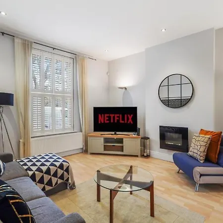 Casa vacanze Pristine Stylish Townhouse On The Stray - Sleeps 8 Harrogate